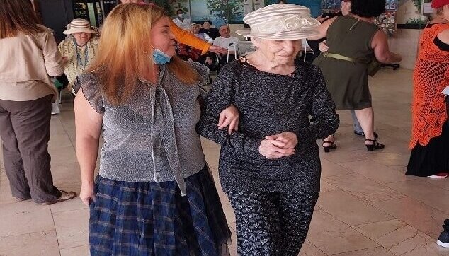 חוגגים ונהנים רק אצל מרגוע